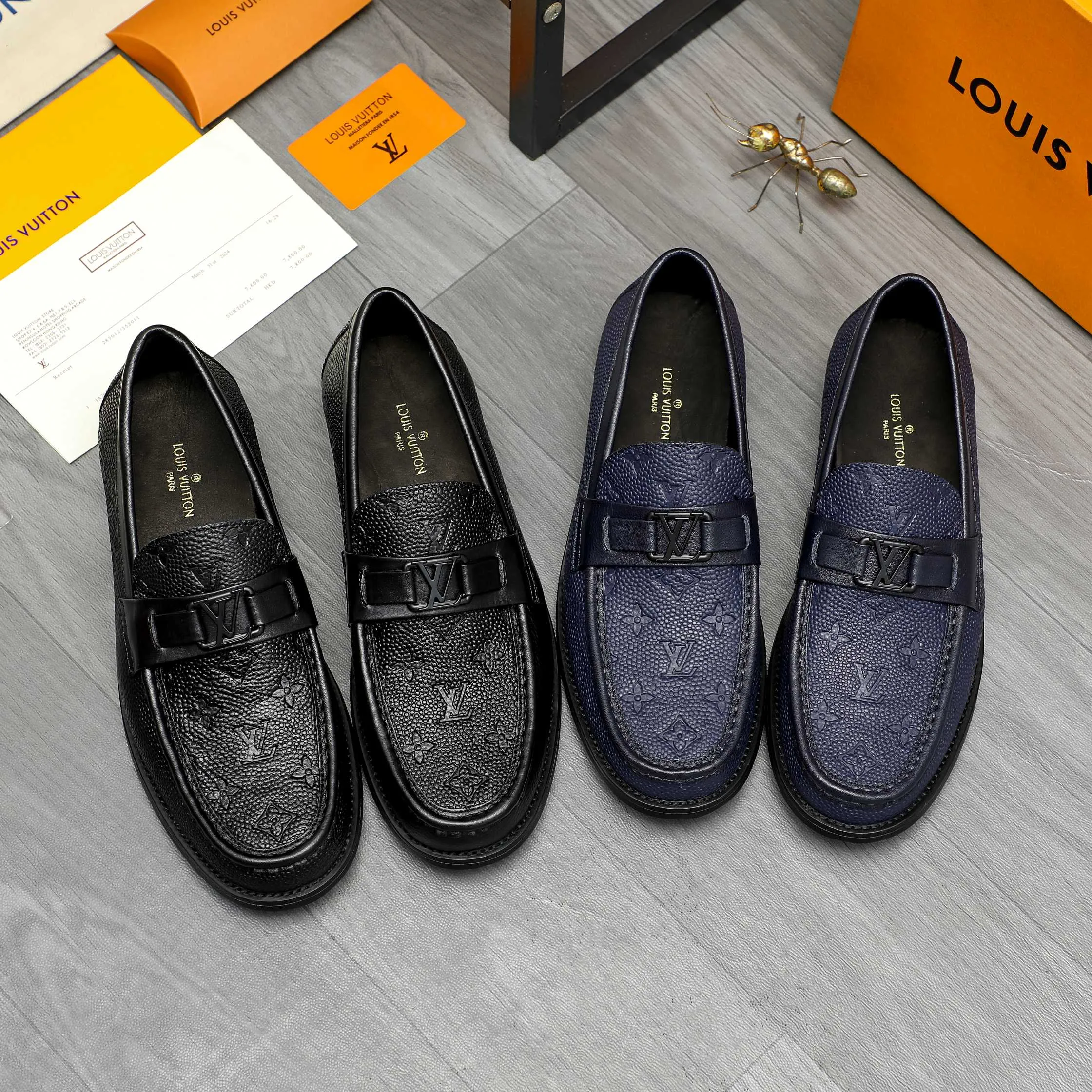 Men's shoes 💰420 Product trademark: LV "Louis Vuitton" business slip-on leather shoes Regular size: 38-45 (45 is custom-made and non-returnable) Product materials: Selected grain embossed cowhide upper, cowhide lining, original outsole